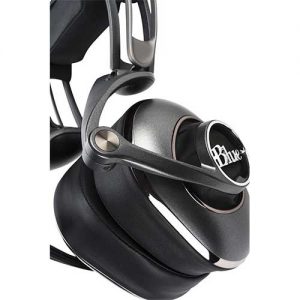 Blue-Mix-Fi-Powered-High-Fidelity-Headphones-3