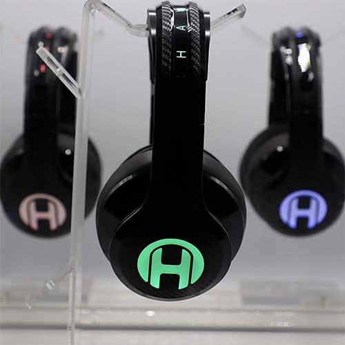 The-Haymaker-Noise-Cancelling-Bluetooth-Wireless-Headphones-6